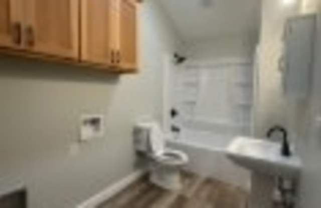 152 Camp Rd S, Unit G Gallery 2