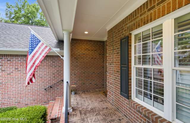 1105 Congressional Lane Gallery 2