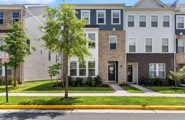 Modern Potomac Shores Home with Resort-Style Amenities photos photos Modern Potomac Shores Home with Resort-Style Amenities photos photos
