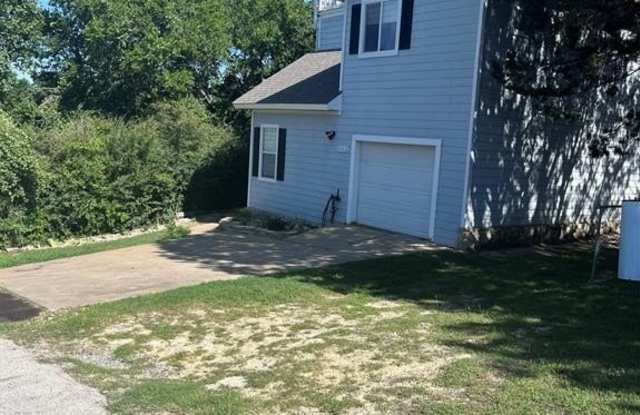 1712 Smokehouse Road photos photos