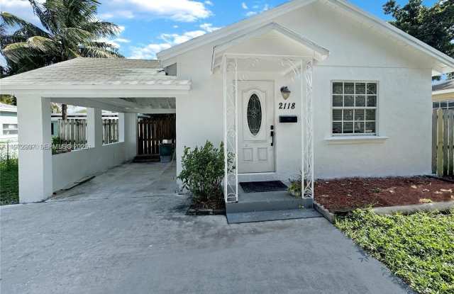 2118 Cleveland St photos photos