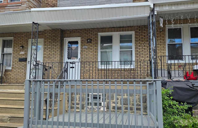 962 CARVER Street photos photos