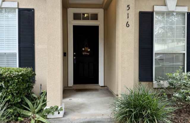 3/2.5 in Plantation Village photos photos