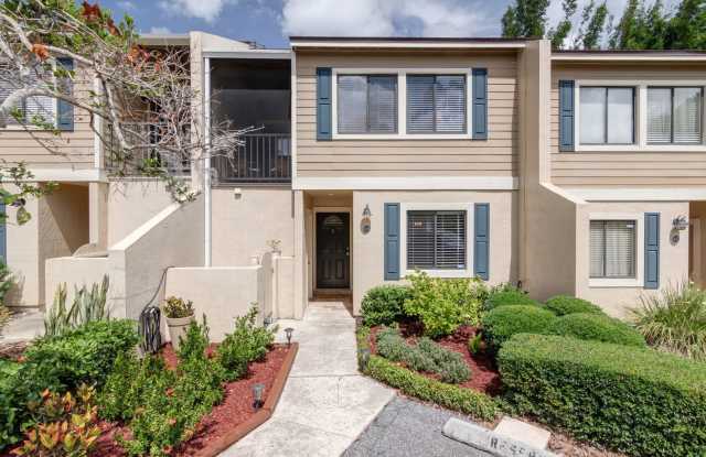Stylish 2/2.5 Townhome FOR RENT in The HEART of Winter Park! photos photos