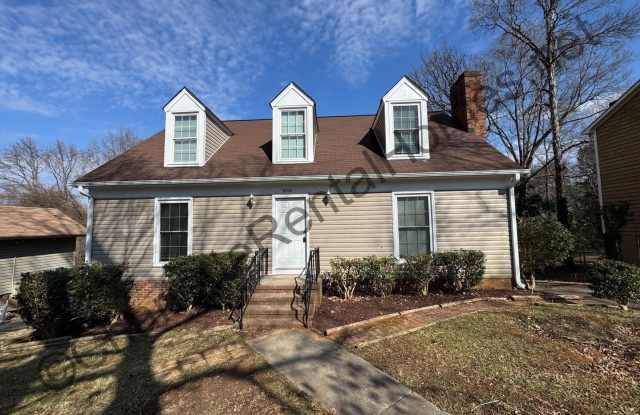 Spacious 4 bedroom two-story home with back deck in Mint Hill photos photos