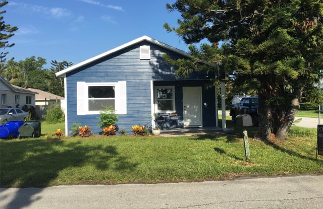 902 Kentucky Avenue - 902 Kentucky Avenue, St. Cloud, FL 34769