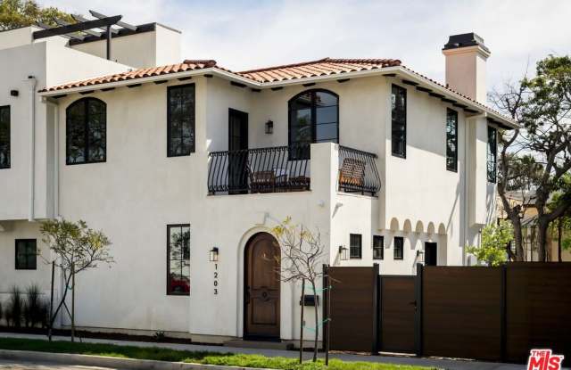 1203 N Vista St photos photos
