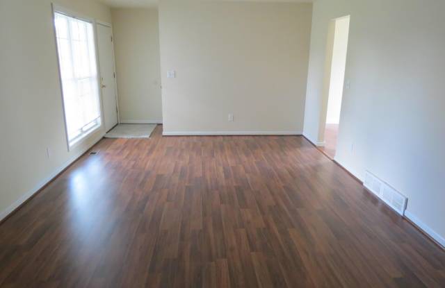 3082 Valleywood Drive Gallery 2