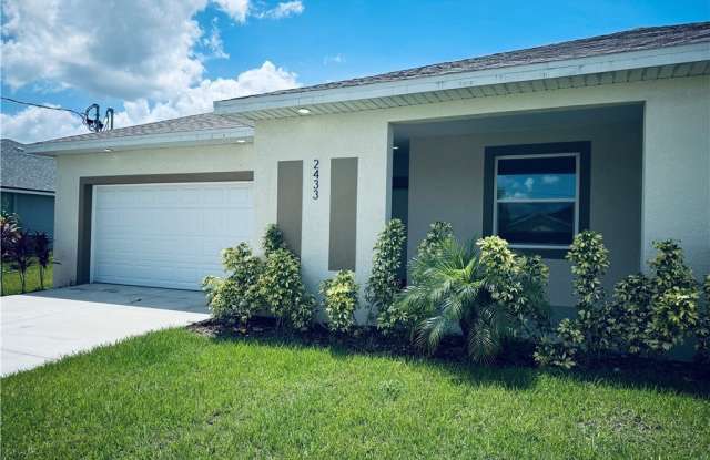 2433 Vernon Avenue S photos photos