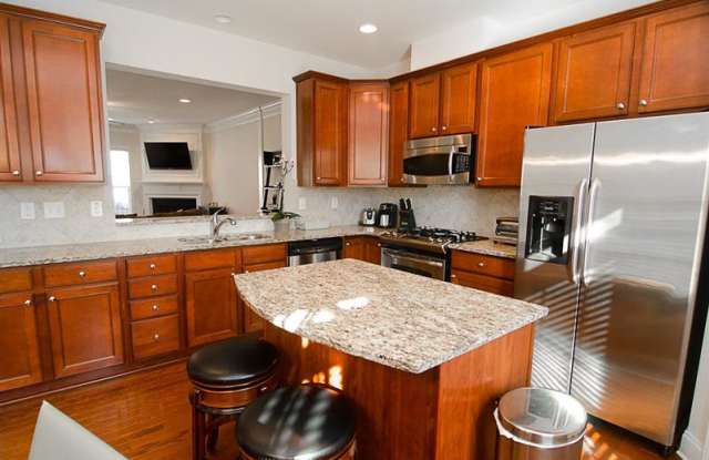 5036 Ridgemont Walk SE Gallery 3