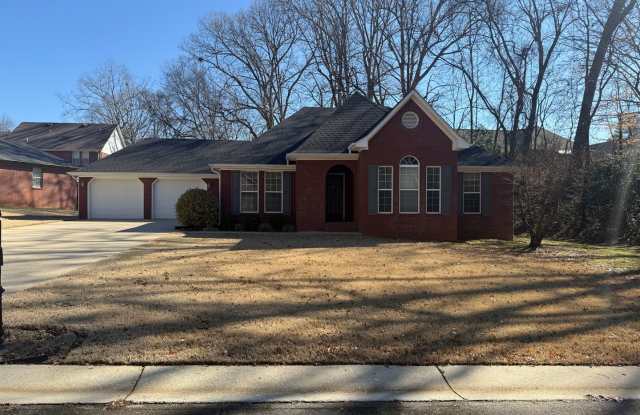 3 Bedroom, 2 Bathroom - Florence, AL * Forest Hills Community * photos photos