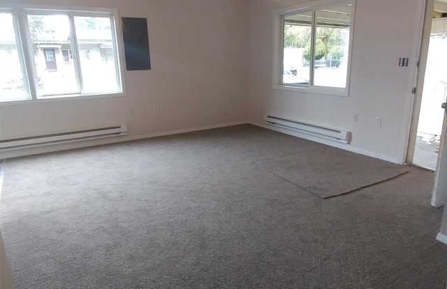 5412 Detroit Avenue SW - 5412 - 5412 Detroit Avenue Southwest, Lakewood, WA 98499
