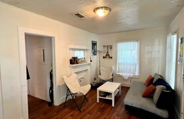 428 Richards Street Northwest photos photos