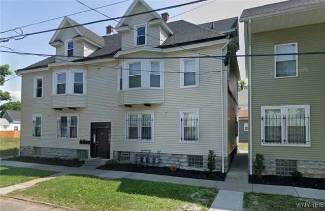 355 Plymouth Avenue photos photos