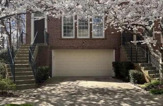 2792 THAXTON LN photos photos