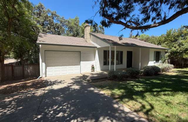 Cute home on large lot photos photos Cute home on large lot photos photos