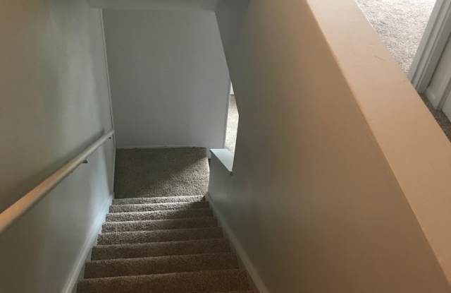 Lathrop St (1424/1426) Gallery 4