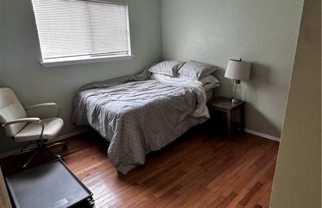 5338 Meadowgate Drive Gallery 2