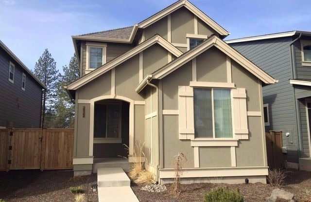 Lovely 3 bedroom 2.5 bath, plus Den on main level, in The Bridges photos photos Lovely 3 bedroom 2.5 bath, plus Den on main level, in The Bridges photos photos