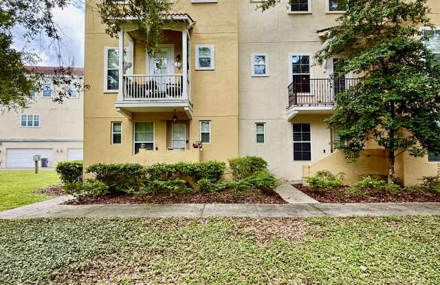 956 Sombra St photos photos