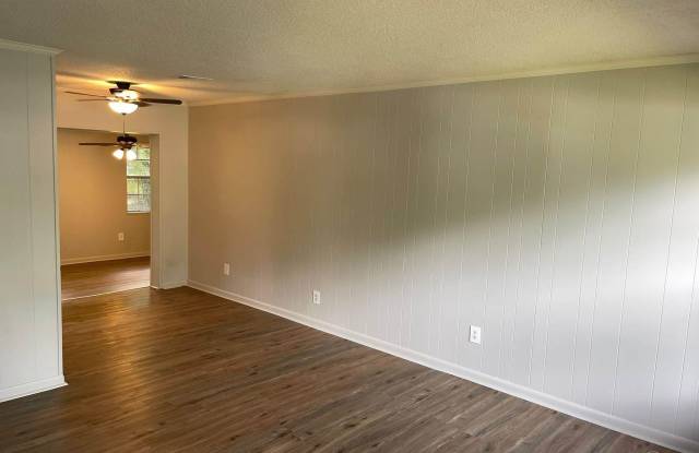 4509 Ellysee Way Gallery 3