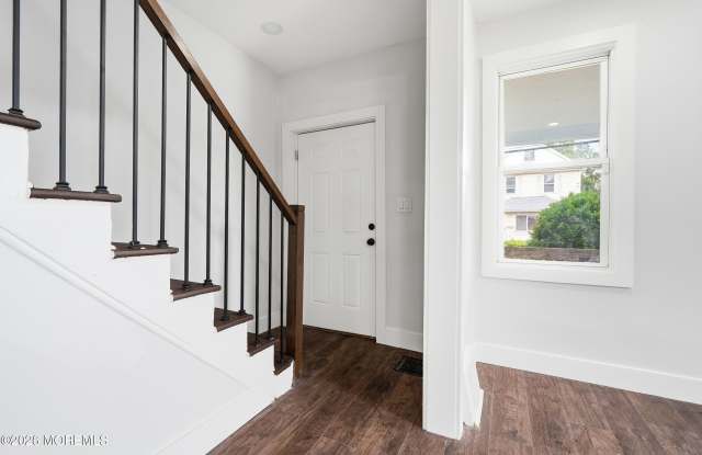 236 Seaview Avenue Gallery 2