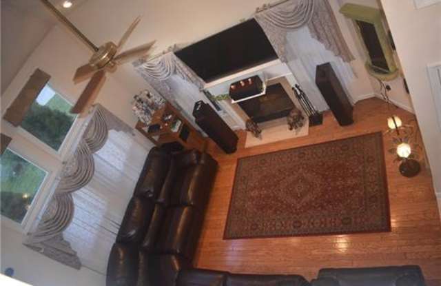 135 Magee Court Gallery 2
