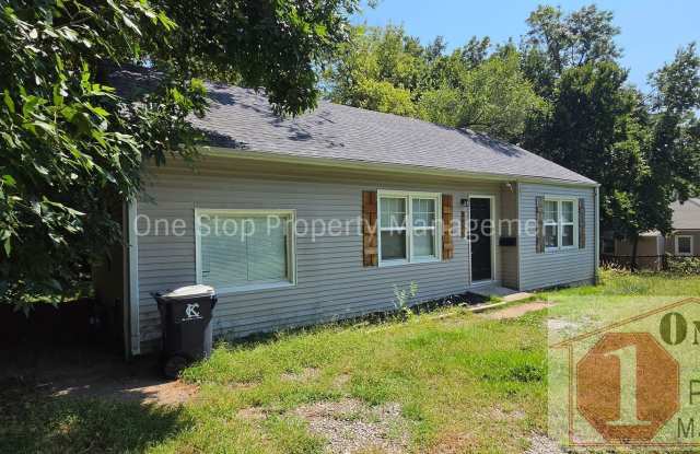 Beautiful 3 Bedroom 1 Bathroom in Kansas City Gallery 3