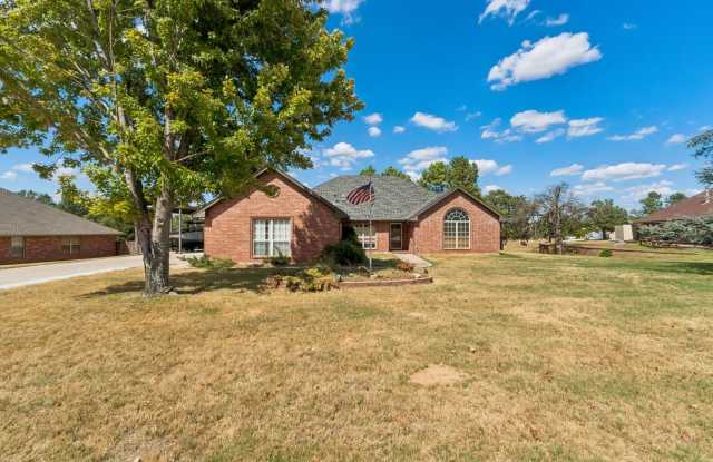 15069 Scottsdale Ln Gallery 1