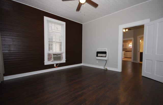 818 E Carson - 818 East Carson Street, San Antonio, TX 78208
