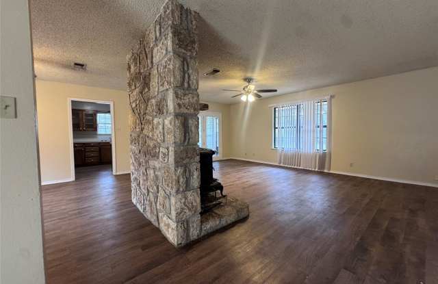 1107 Sierra Vista Drive Gallery 3