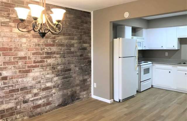 13157 Clarewood Drive Gallery 3