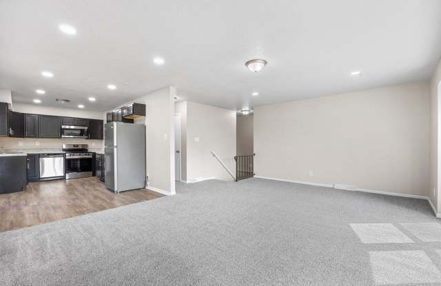 Charming 3 bedroom 1.5 bathroom home Gallery 3