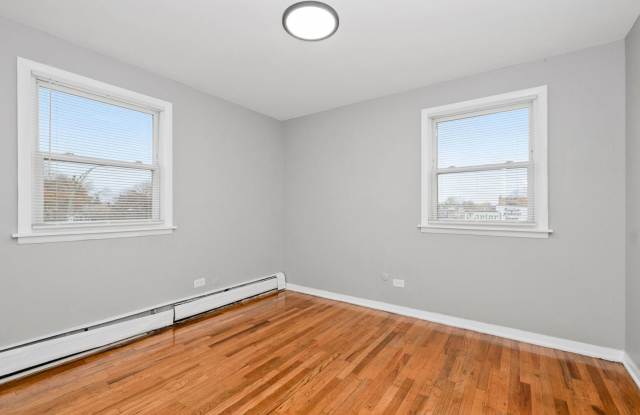 7906 South Wabash Avenue Gallery 4