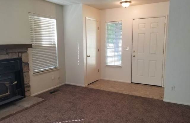 2395 Fieldcrest Drive Gallery 2