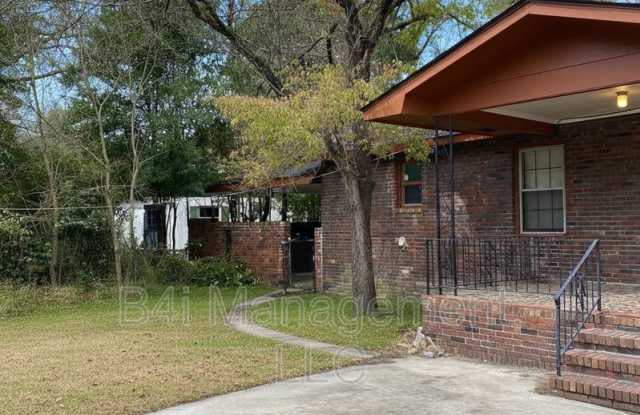 2528 Burbank Place - 2528 Burbank Place, Macon-Bibb, GA 31206