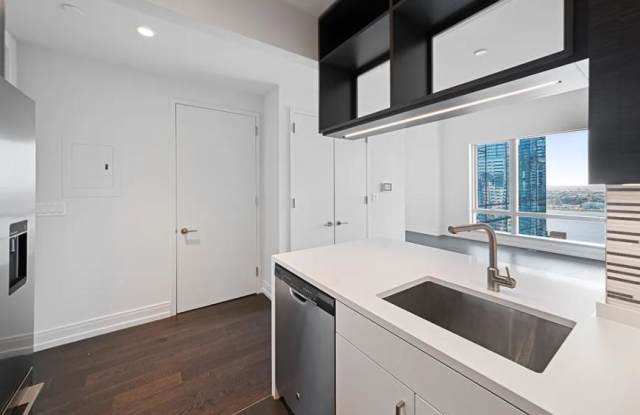 551 10th Ave. photos photos