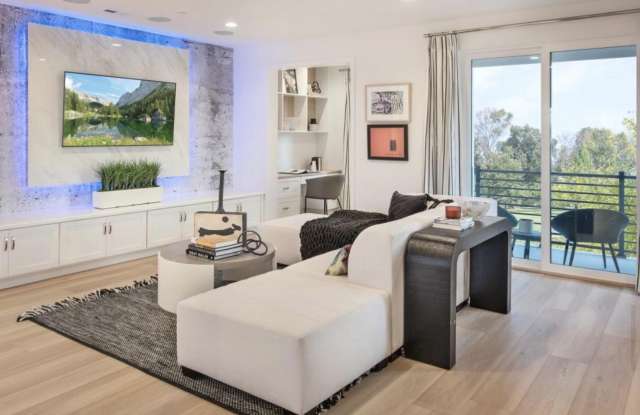 3001 CITY VIEW Walk Gallery 3