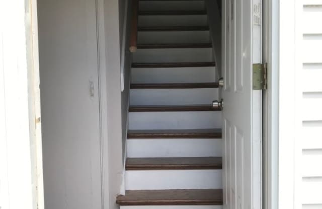 25 1/2 Fairmount Street Gallery 2
