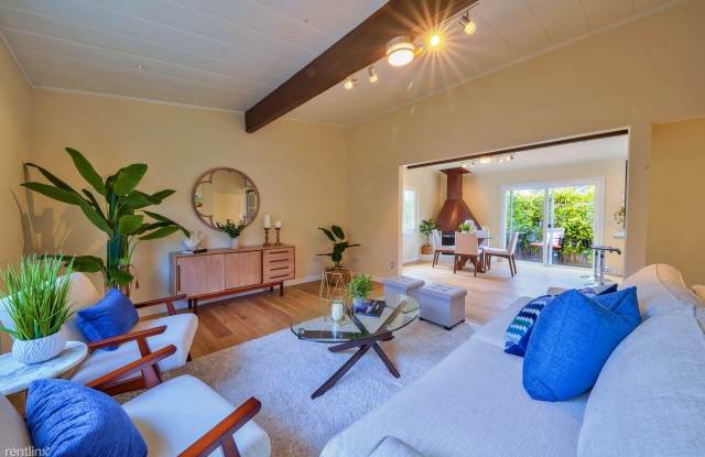 3841 Bodhi Tree Gallery 4