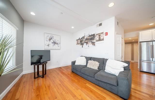 44 BRYANT AVE Gallery 4