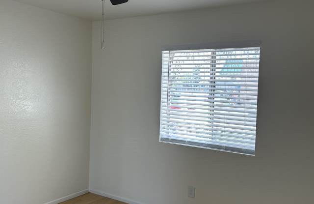 359 South Williams - 102 Gallery 3