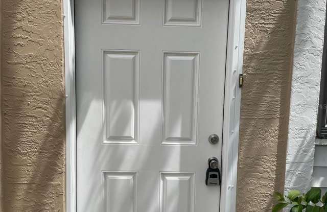 3154 S SEMORAN BOULEVARD photos photos