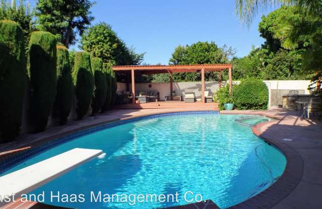 1717 Calavera Pl. Gallery 3