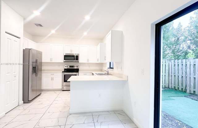 20634 NE 2nd Court 20634, Miami, FL 33179 Gallery 3