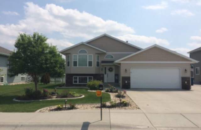 1504 Peony Dr - 1504 Peony Drive, Billings, MT 59105