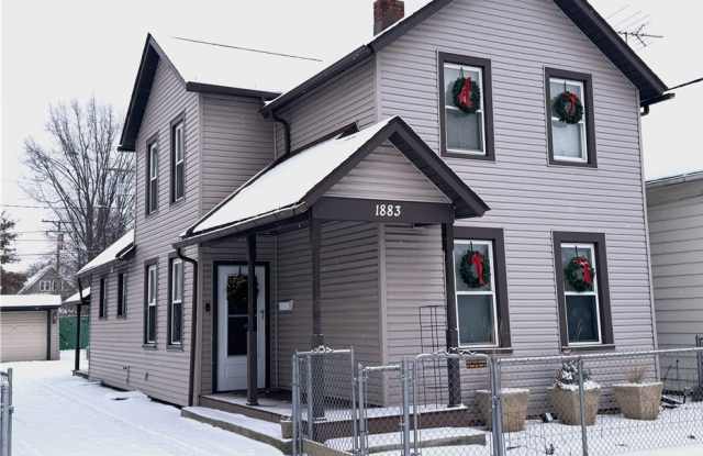 1883 W 57th Street photos photos