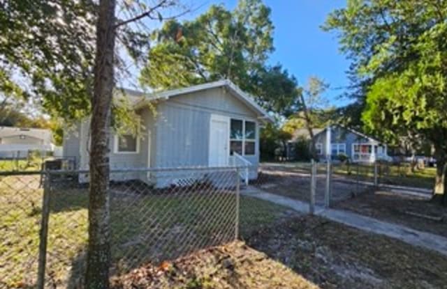 646 Escambia Street - 646 Escambia Street, Jacksonville, FL 32208