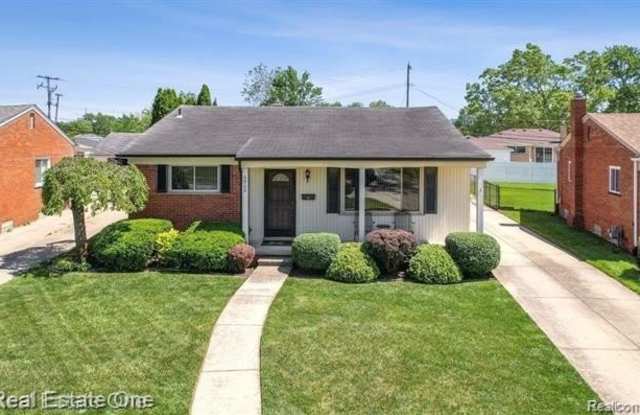 6900 CRESTWOOD Street photos photos