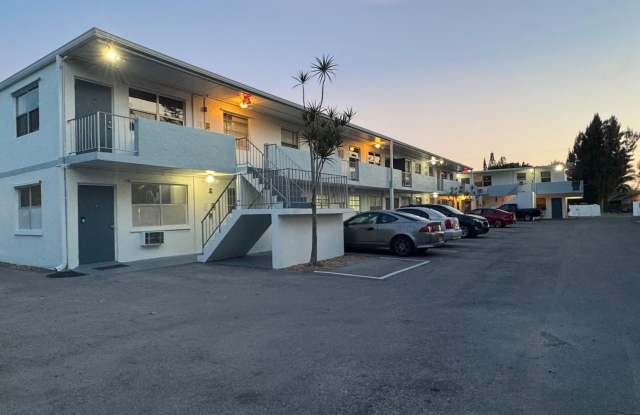 3211 SW 44th Street unit: 209 photos photos